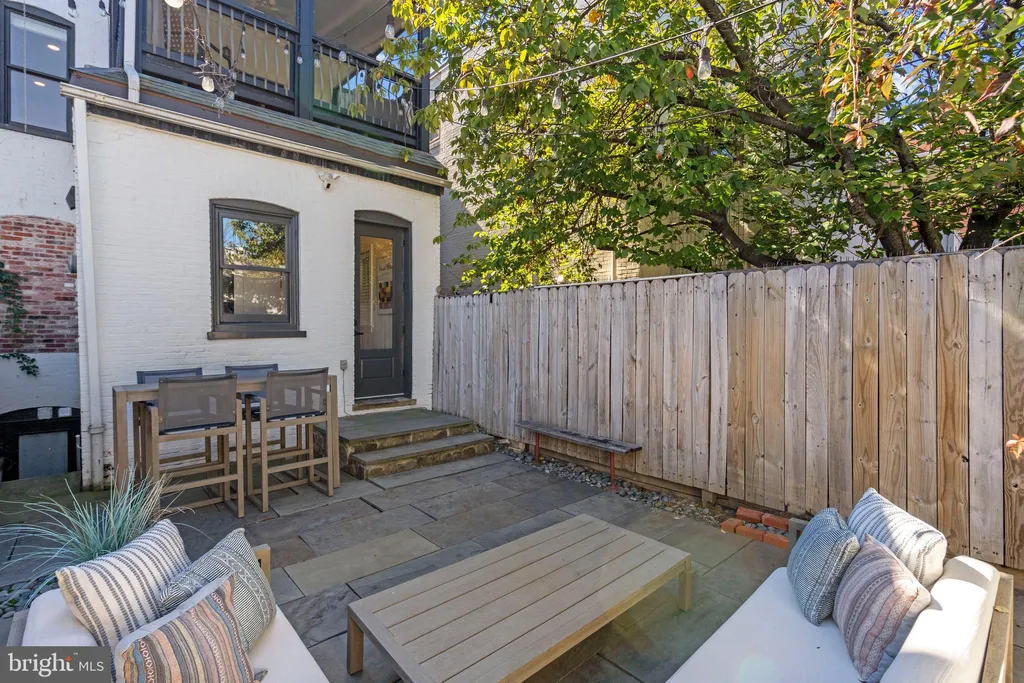 Additional image 109 of 1223 Fairmont Street NW, Washington, DC 20009