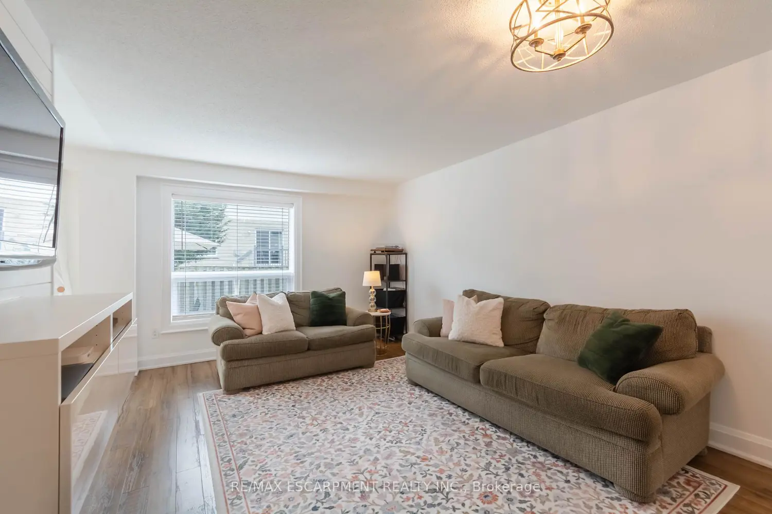 485 Green Road 6 photo 5