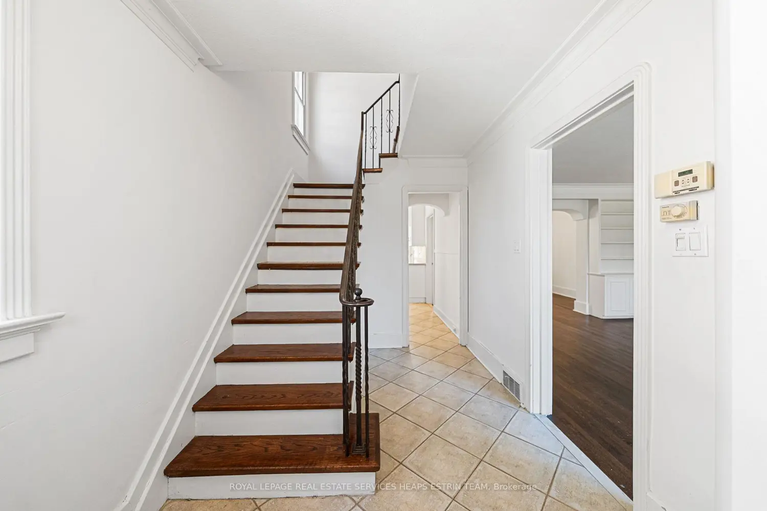 61 Sutherland Drive photo 3