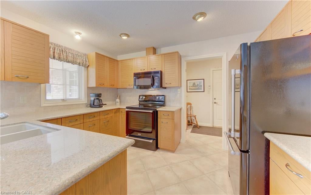 Additional image 6 of 298 Roxton Drive, Waterloo, ON, N2T 1R5