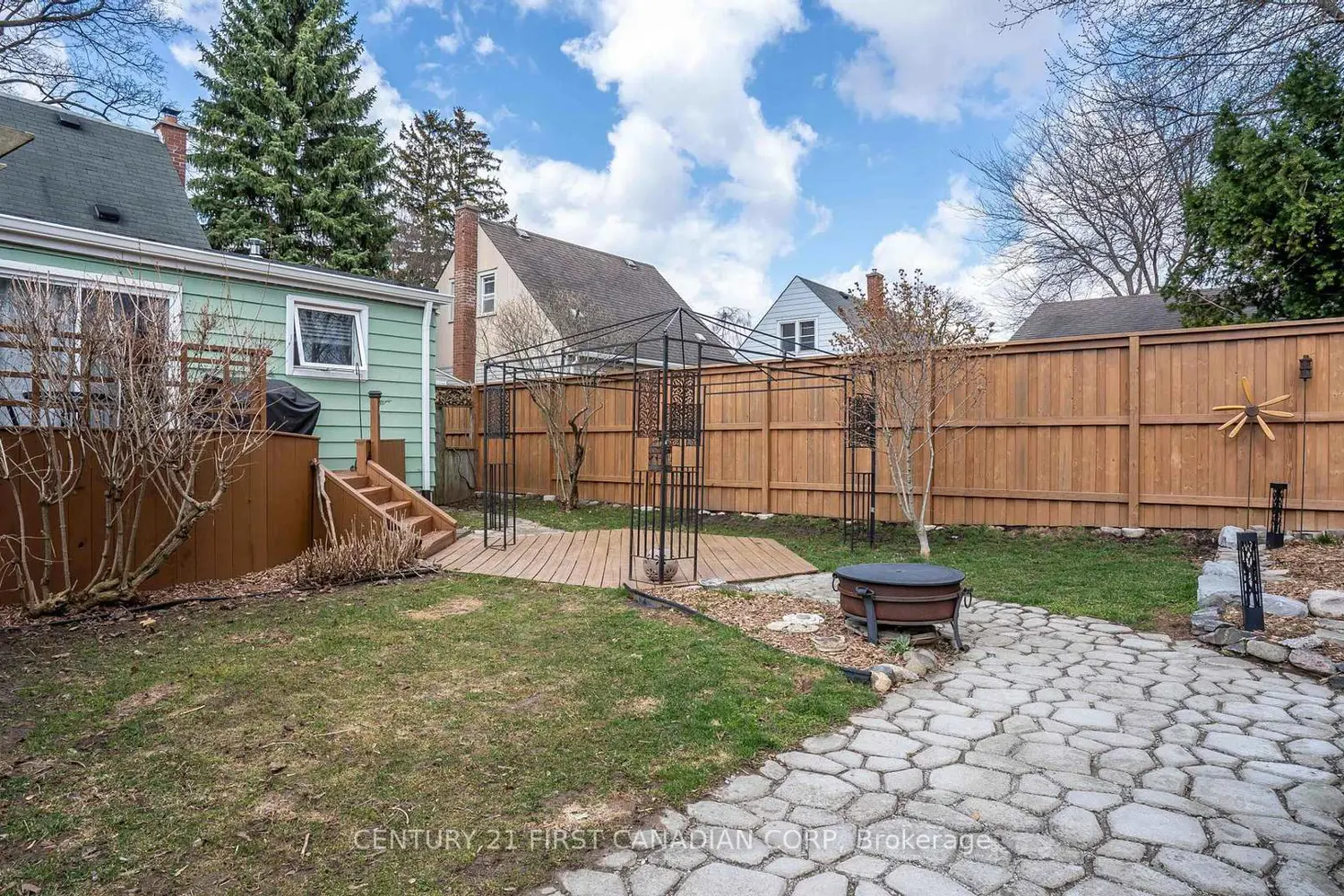 Additional image 14 of 26 Apeldoorn Crescent