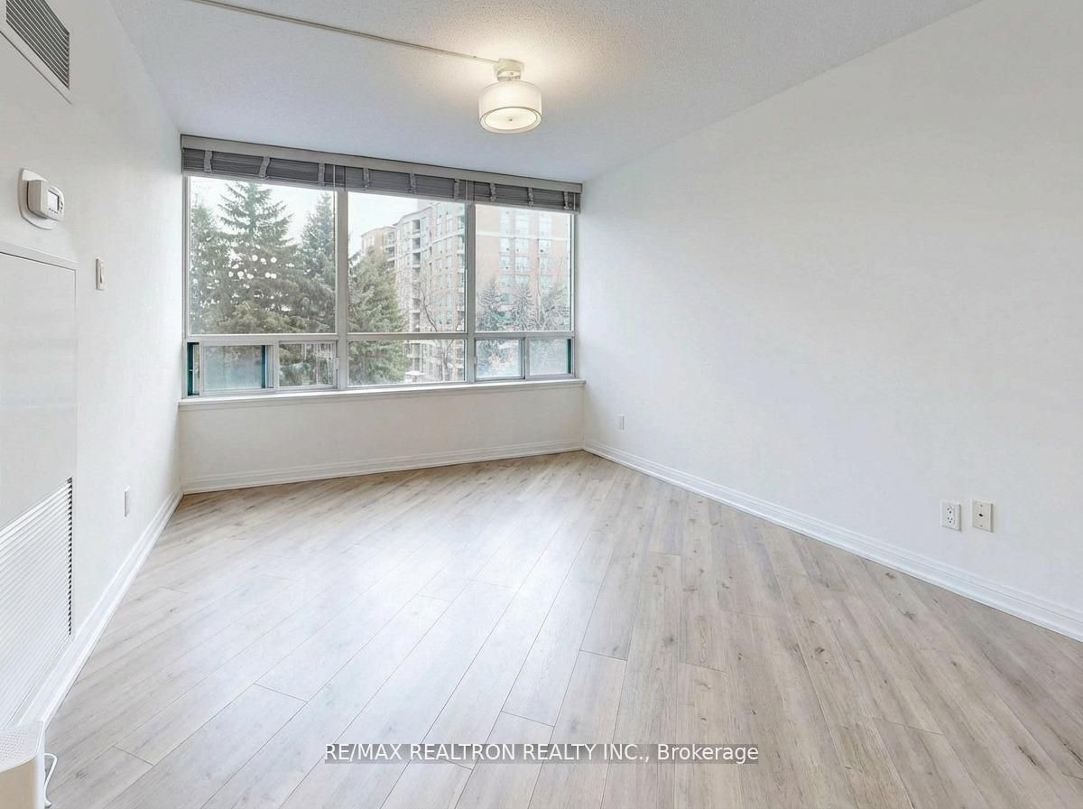 Additional image 5 of 406-120 Promenade Circle, Vaughan, ON, L4J 7W9