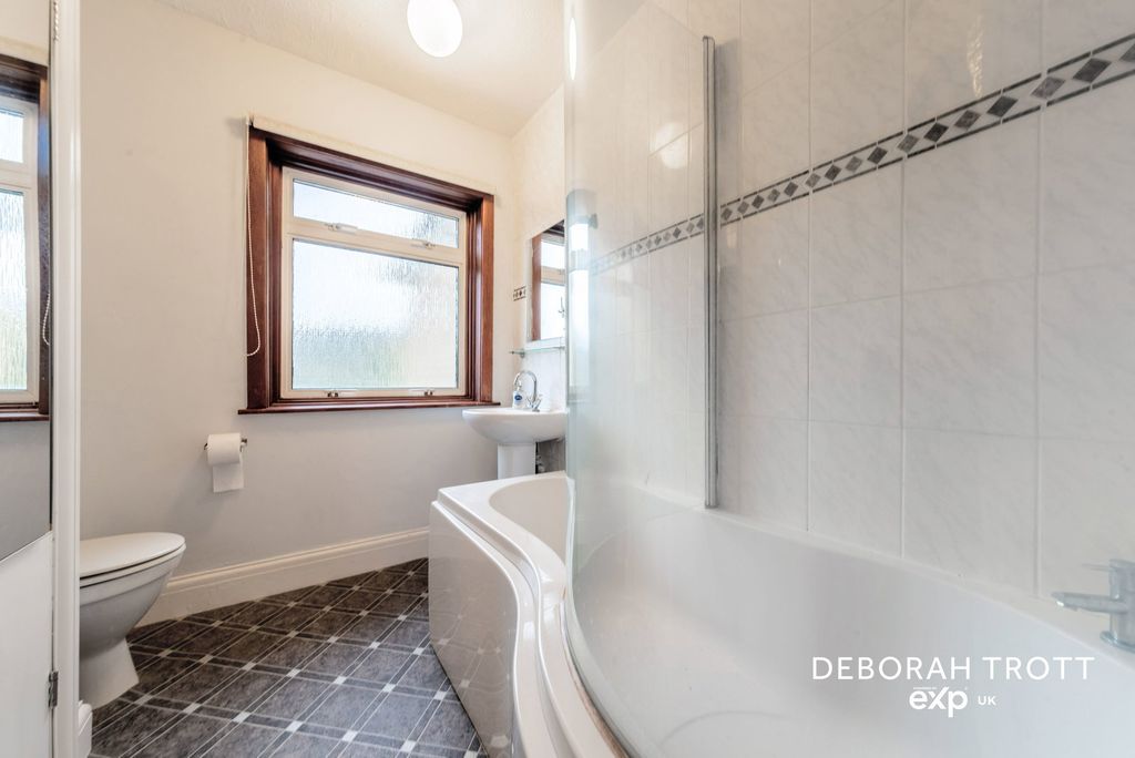 Additional image 17 of 4 bed detached house for saleLondon Road, Leybourne, West Malling ME19