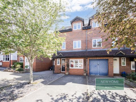 St. Annes Close, St. George, Bristol BS5