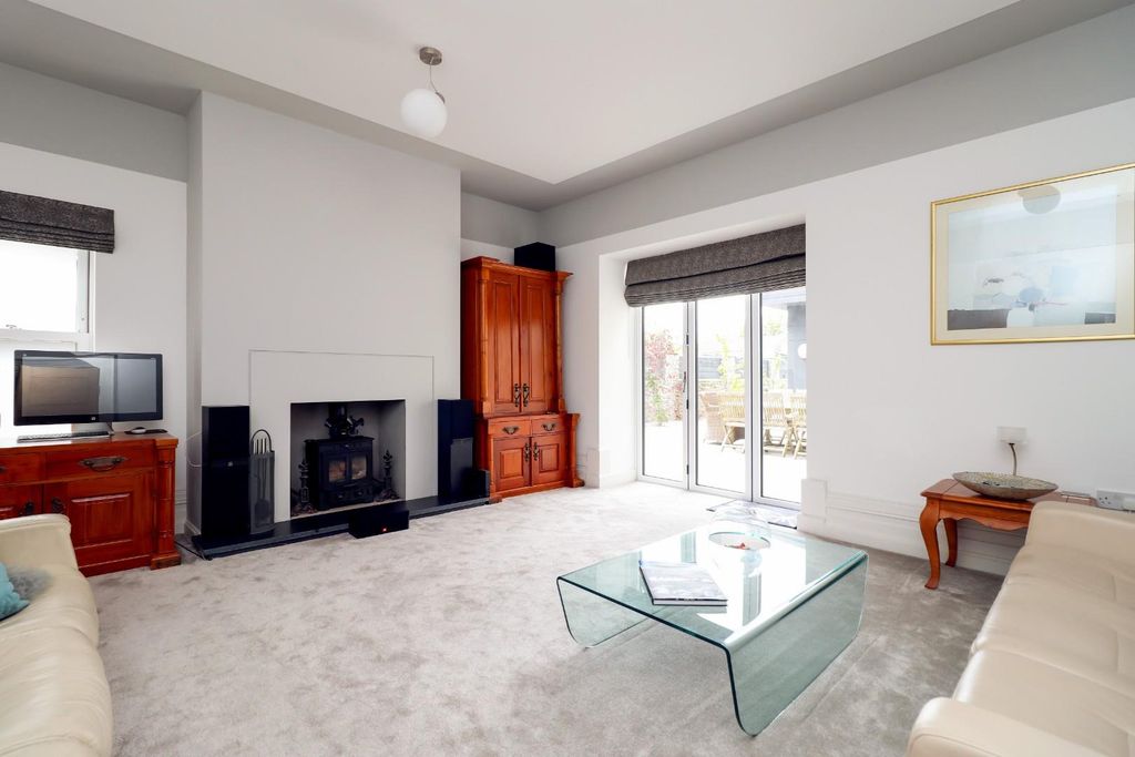 Additional image 4 of 5 bed semi-detached house for salePlymouth Road, Penarth CF64