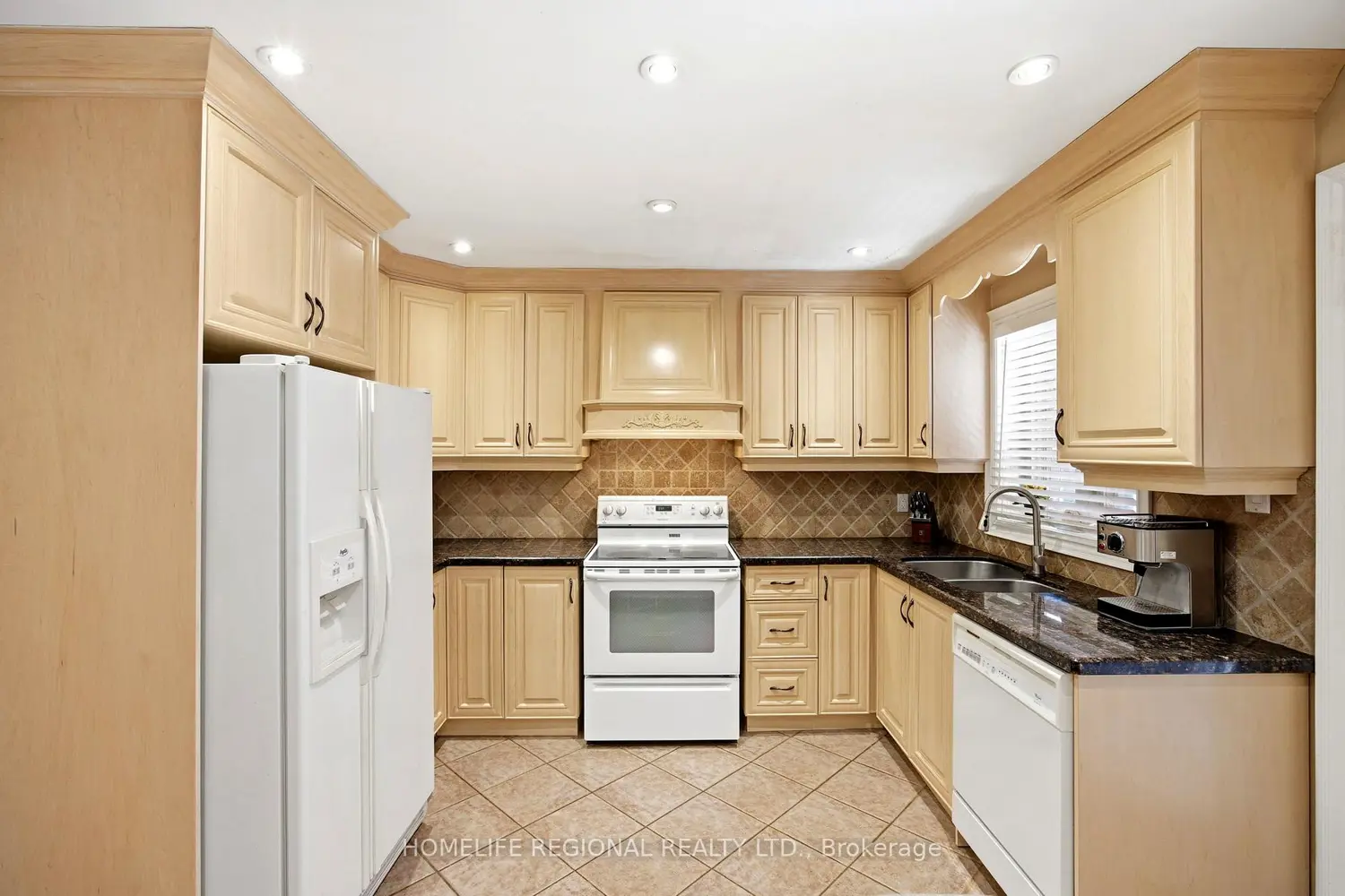 122 Beaver Terrace photo 2