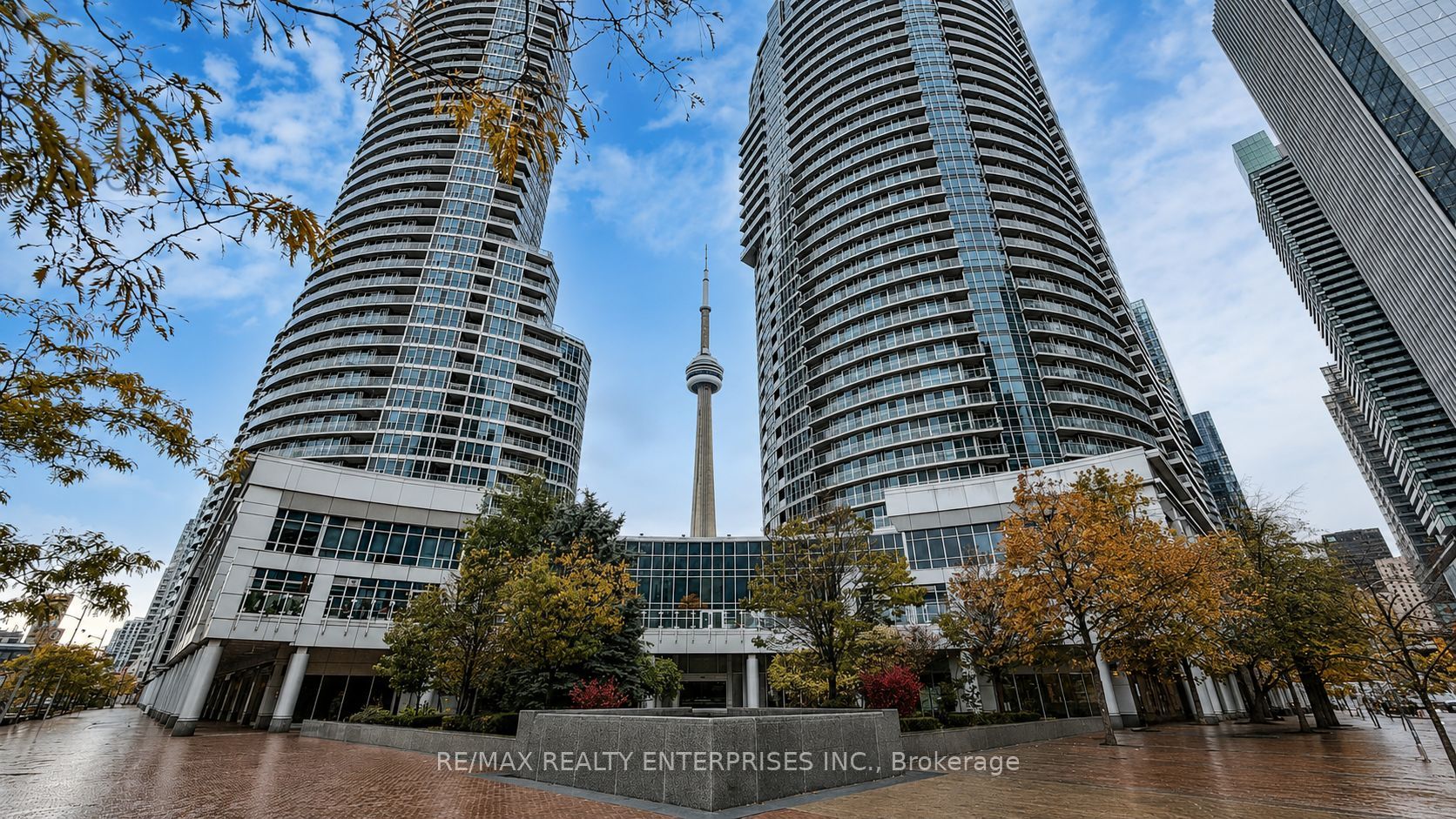 Additional image 4 of 2710-8 York Street, Toronto, ON, M5J 2Y2