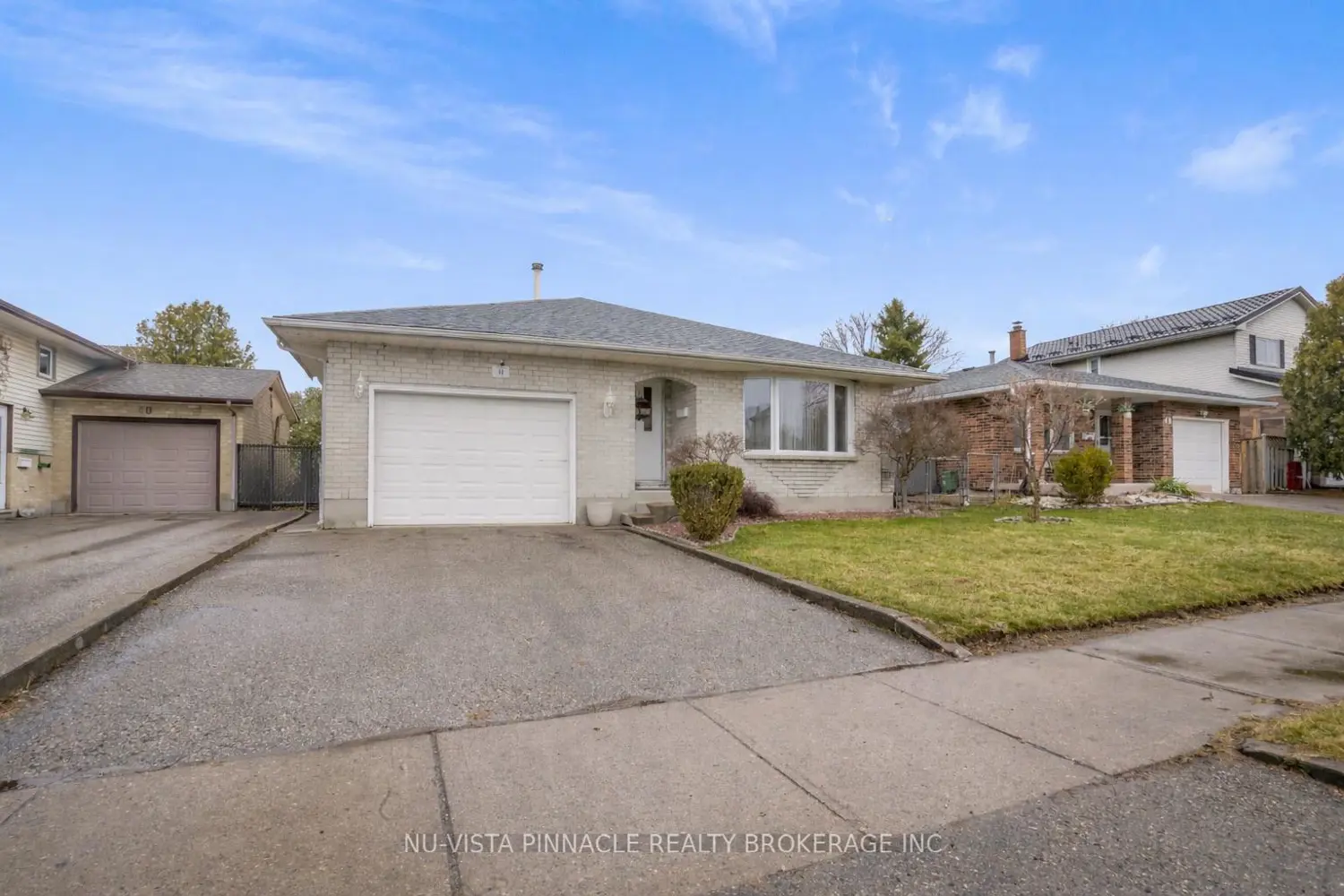 44 Golfdale Crescent