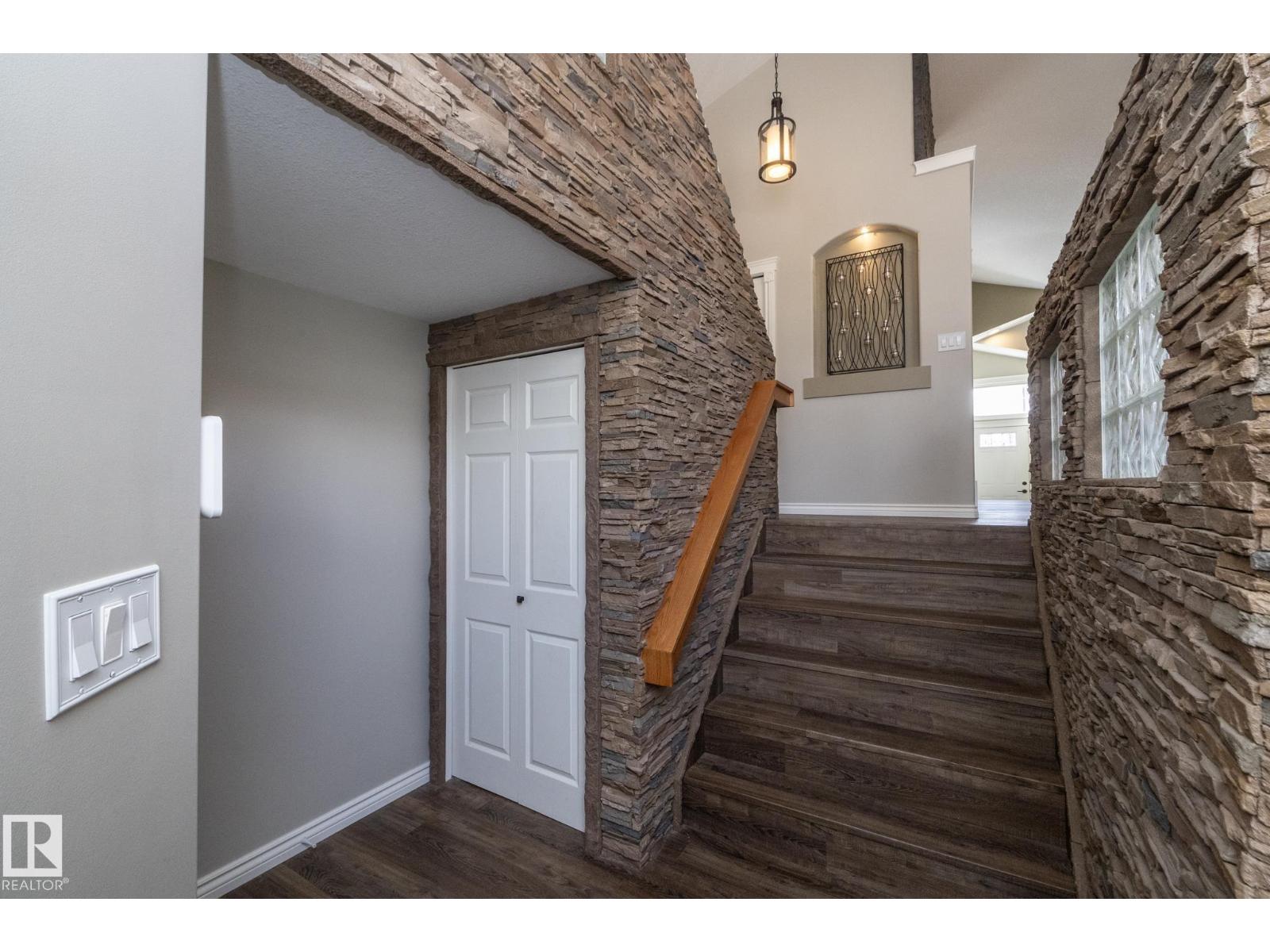 Additional image 6 of 10416 148 Street NW, Edmonton, AB, T5N3G8