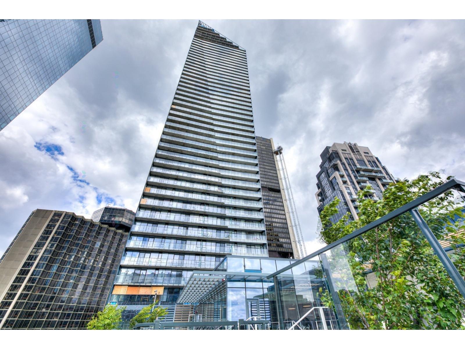 720 Place Jacques-Cartier