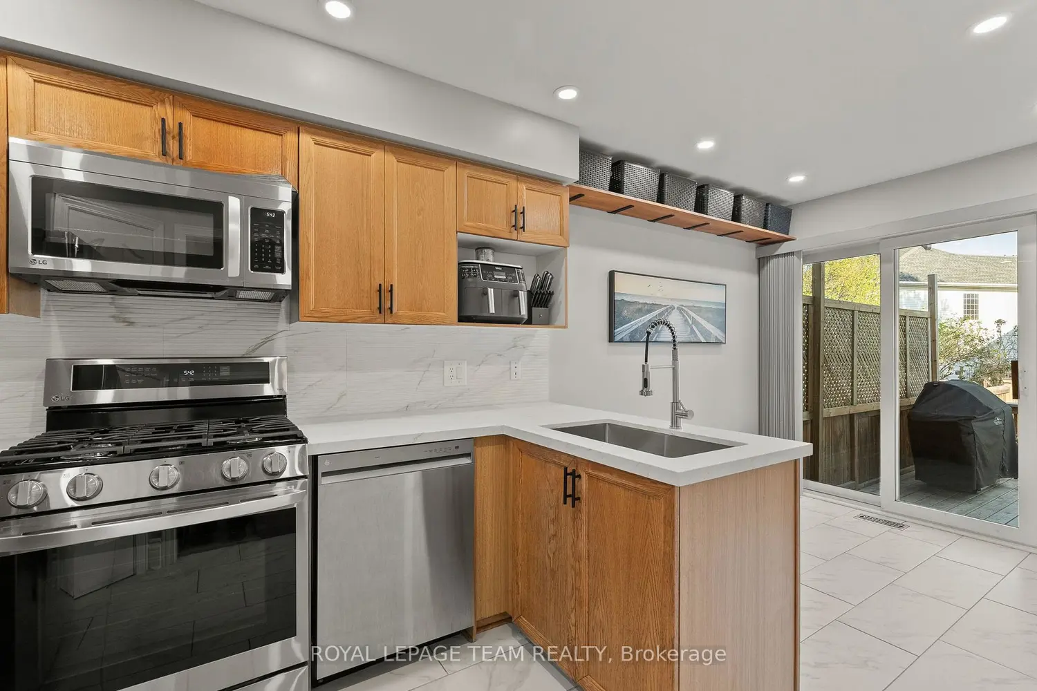 Additional image 4 of 40 Milner Downs Crescent