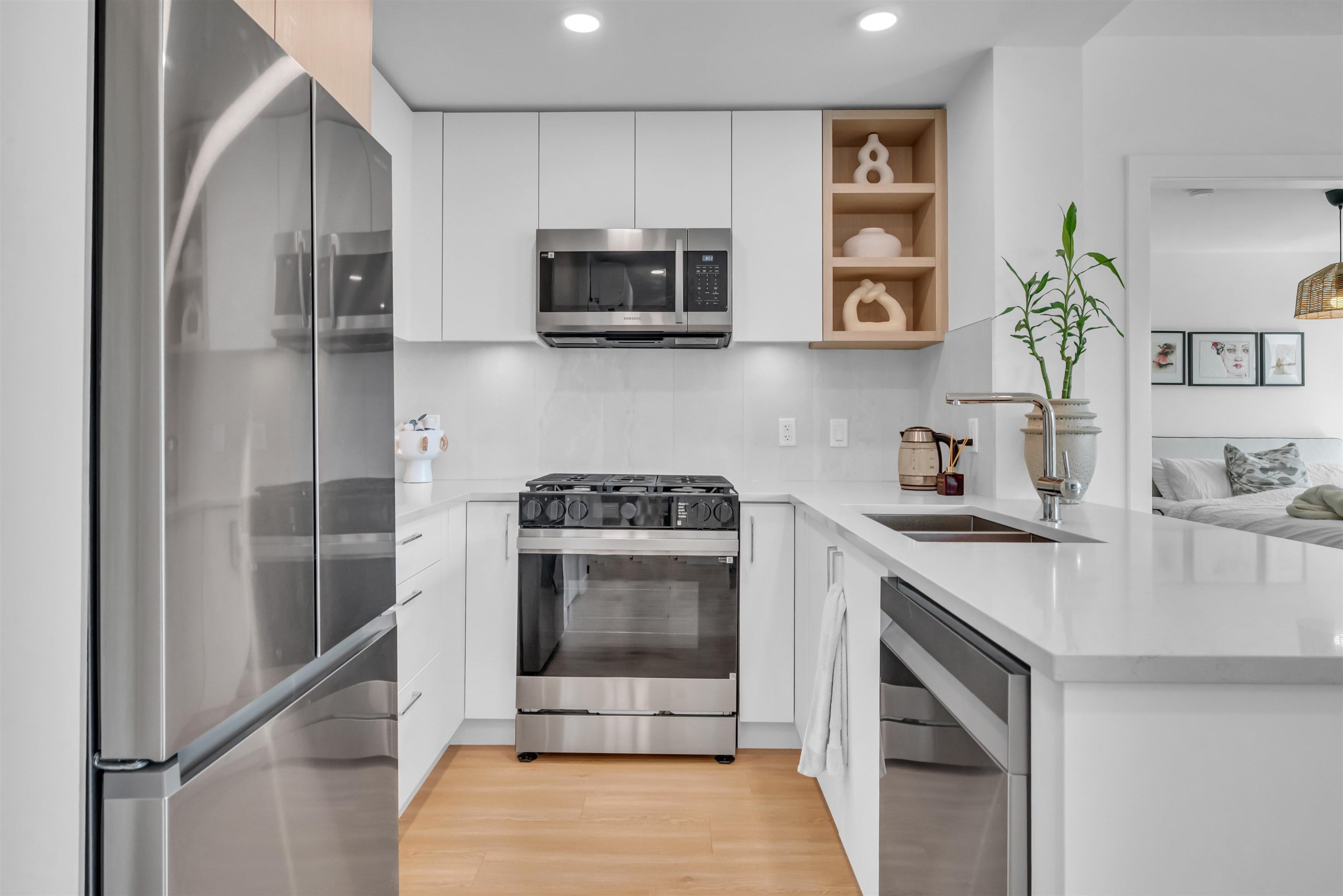 Additional image 4 of 417-723 Grover Avenue, Coquitlam, BC, V3J 0L9