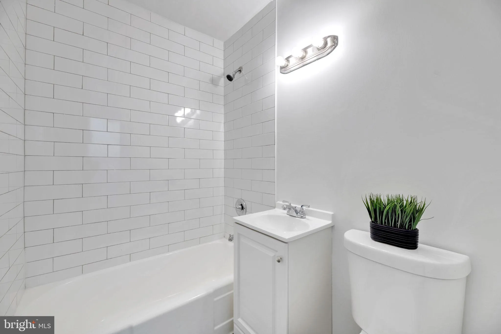 Additional image 96 of 424 19th Street NE, Washington, DC 20002