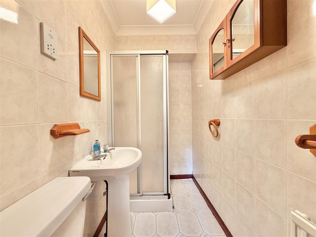Additional image 7 of 2 bed flat for salePortland Place, Hamilton ML3