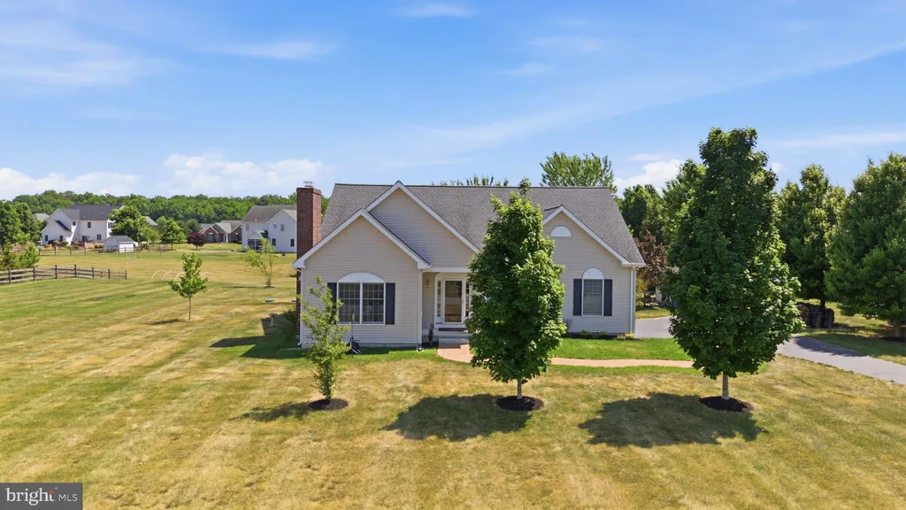 Additional image 2 of 988 Cool Breeze Drive, Clayton, DE 19938