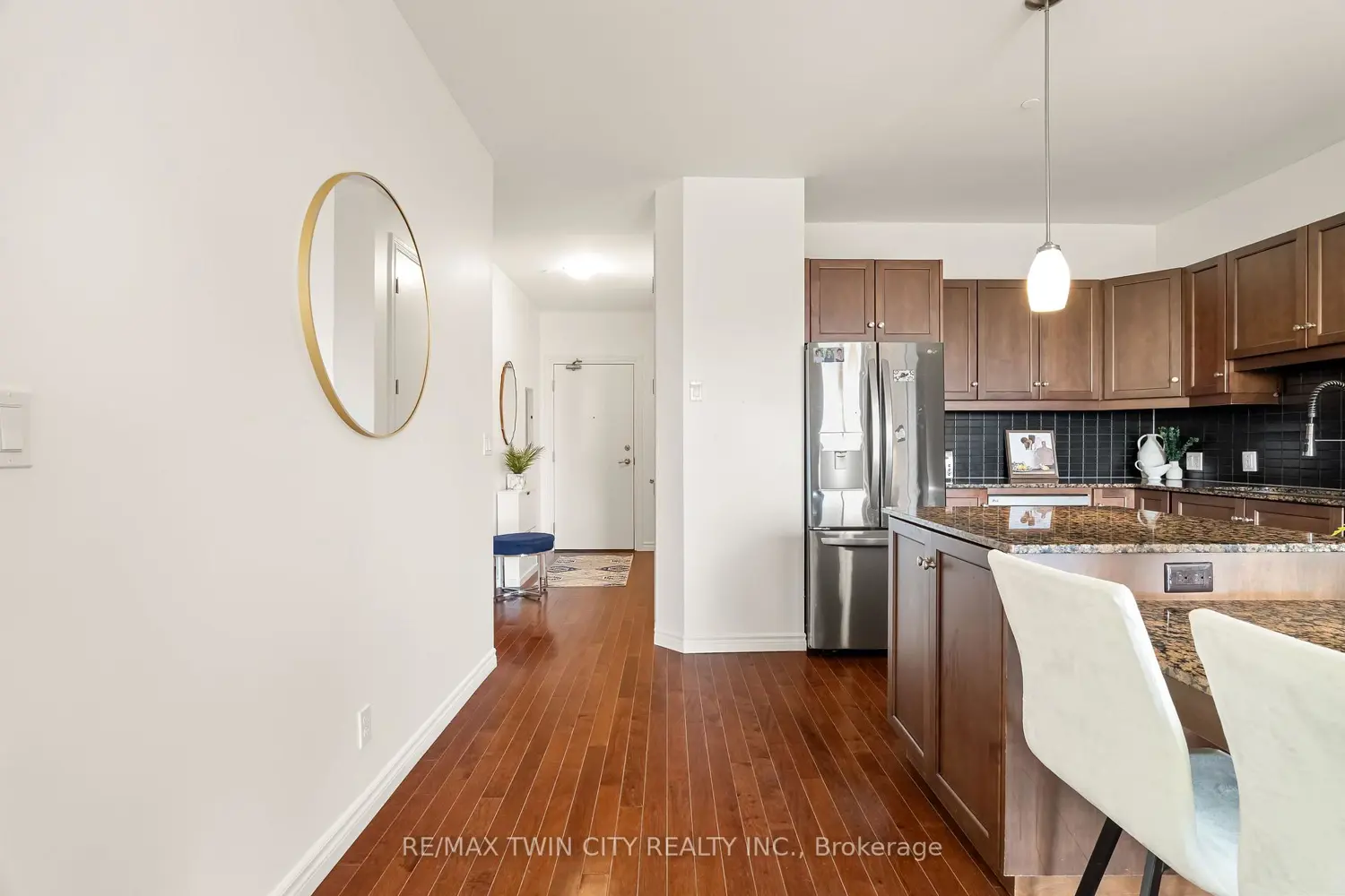 Additional image 7 of 223 Erb Street 405