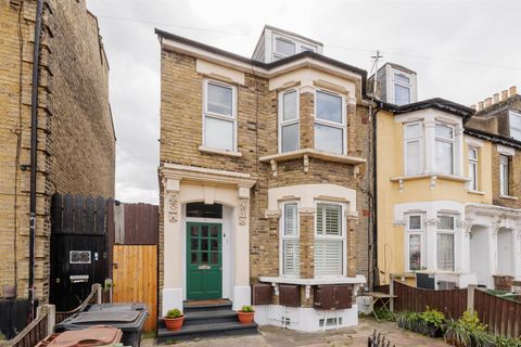 Grove Green Road, Leytonstone E11