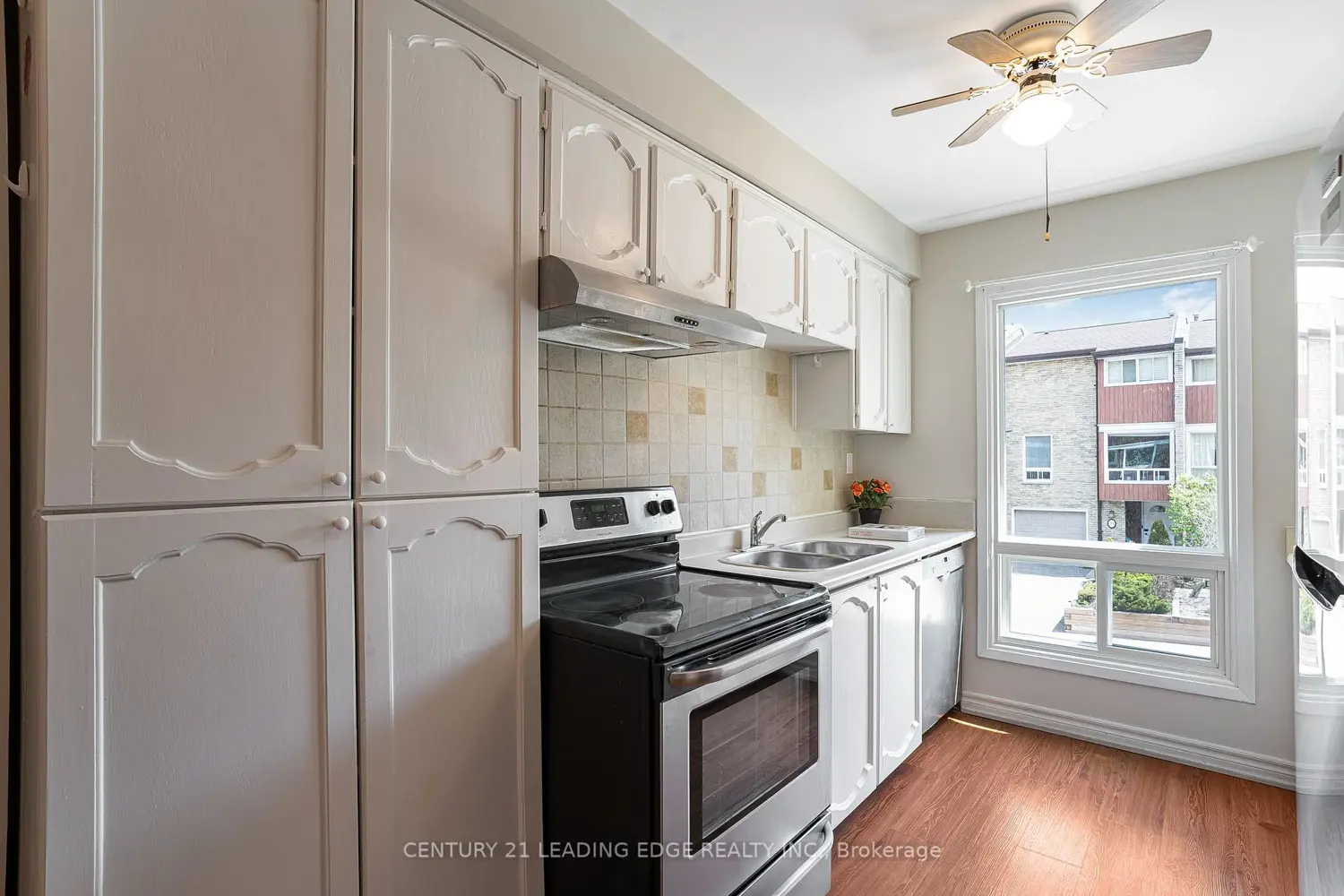 Additional image 7 of 915 Inverhouse Drive 15