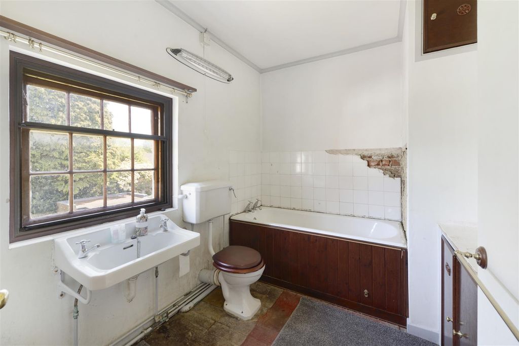 Additional image 12 of 2 bed detached house for salePolice Station Road, West Malling ME19
