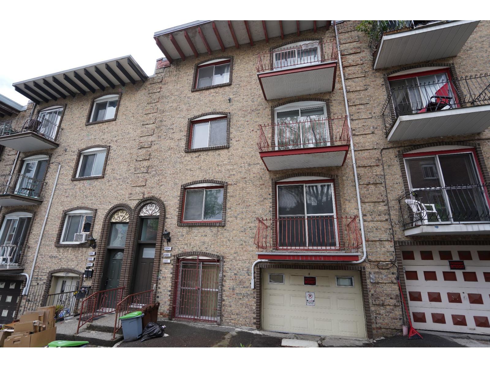 2320-2324 Rue Messier