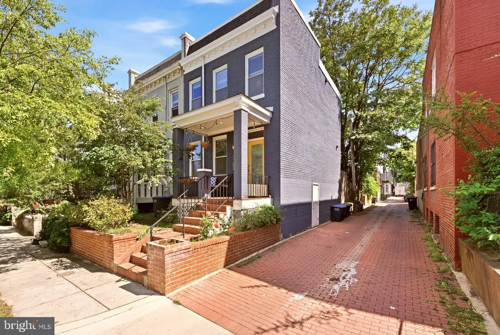 1425 C Street NE, Washington, DC 20002