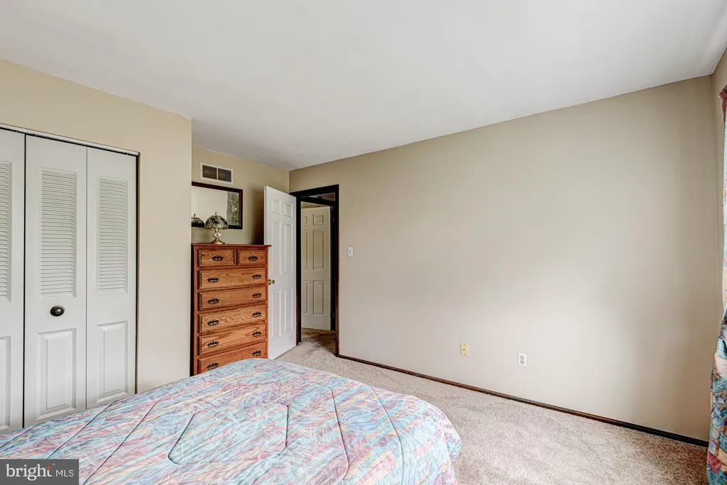 Additional image 56 of 8 Risa Court, Newark, DE 19702