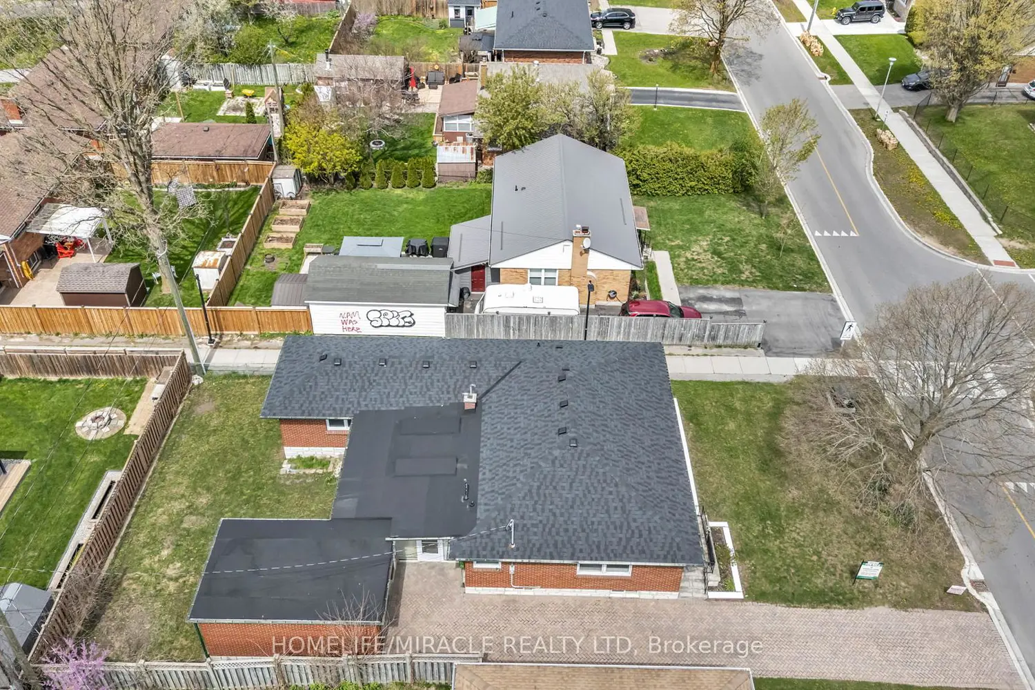 Additional image 19 of 205 Burlington Street