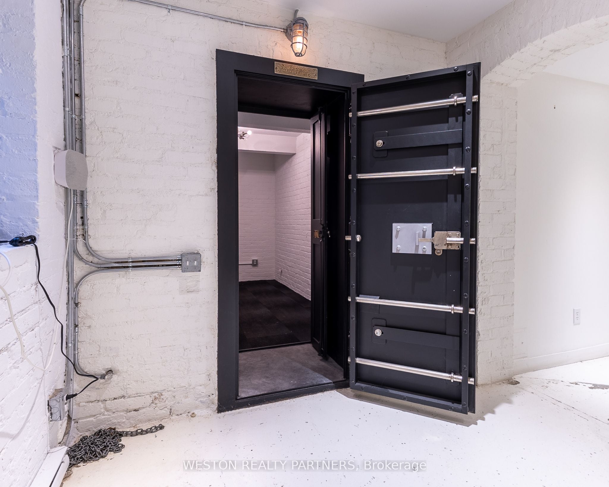 Additional image 5 of Lower-421 Roncesvalles Avenue, Toronto, ON, M6R 2N1