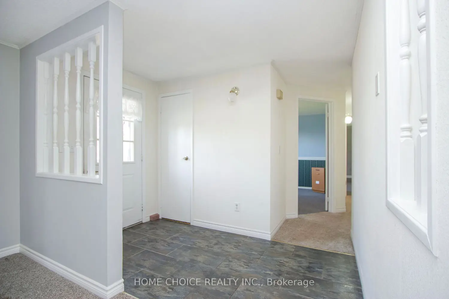 46 Fairway Drive photo 4