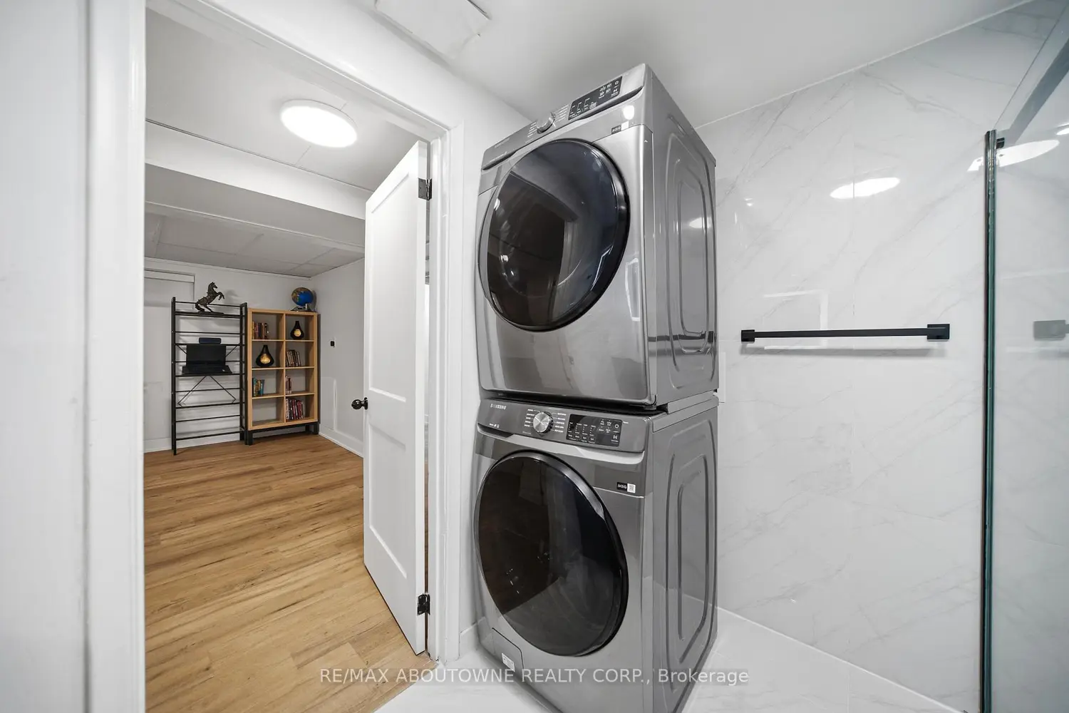 Additional image 14 of 2066 Rebecca Street