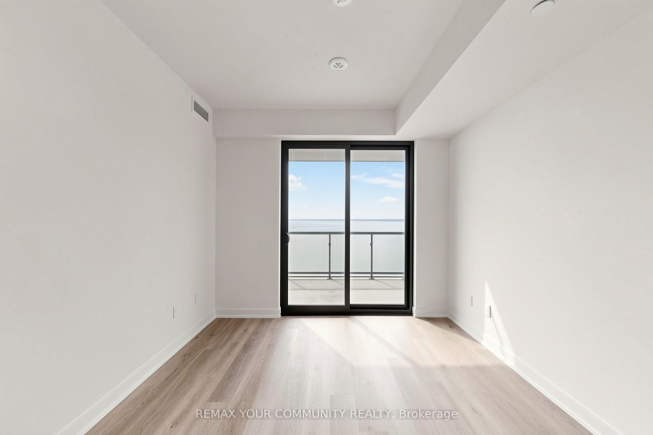 Additional image 6 of 1607-2075 Lakeshore Road, Burlington, ON, L7R 0H3