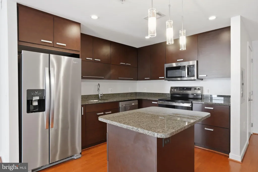 Additional image 5 of 1010 Massachusetts Avenue NW Unit 812, Washington, DC 20001