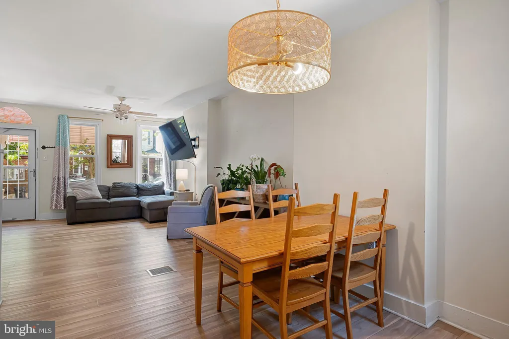 Additional image 9 of 1123 W 7th Street, Wilmington, DE 19805