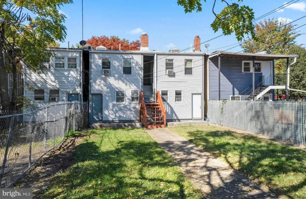 Additional image 4 of 4025 Kansas Avenue NW Unit 3, Washington, DC 20011