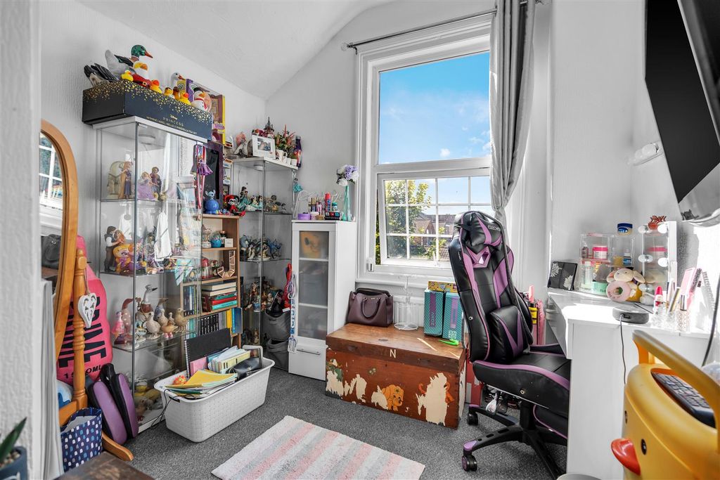 Additional image 20 of 4 bed terraced house for saleWelholme Road, Grimsby DN32