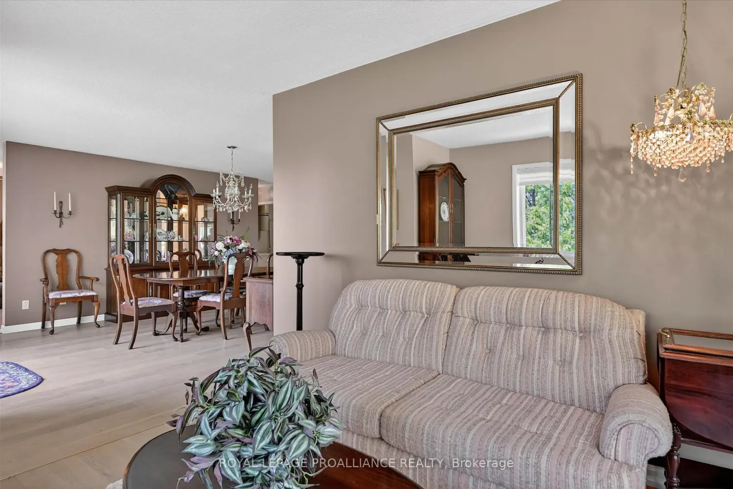 Additional image 3 of 1099 Clonsilla Avenue 312A