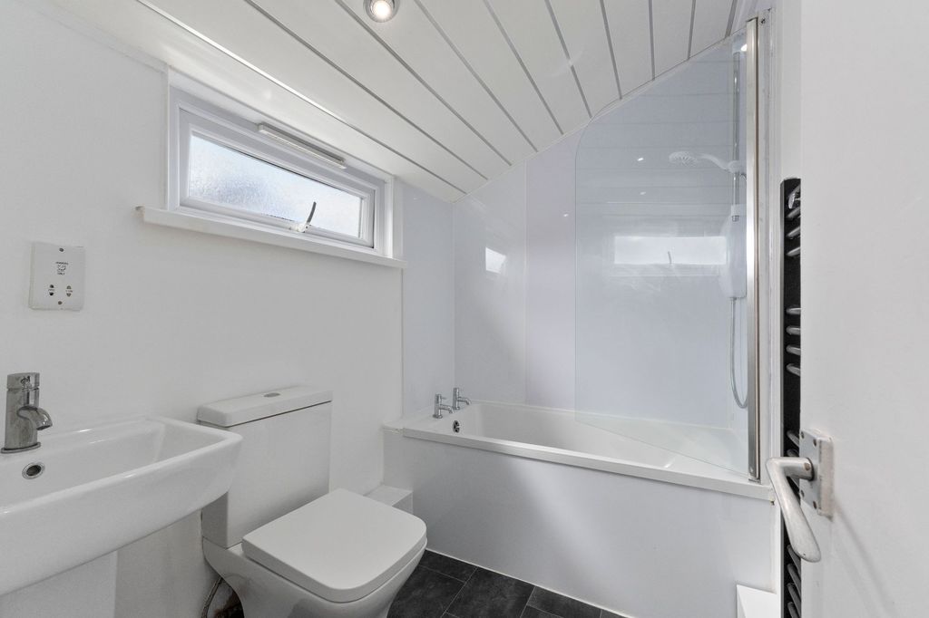 Additional image 17 of 2 bed flat for saleMain Street, East Calder EH53