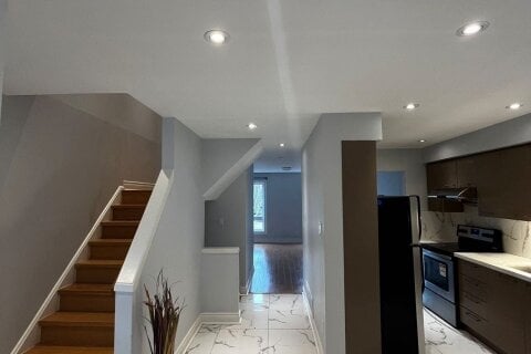 Additional image 8 of 102 Seamist Crescent, Toronto, ON, M1V 3K4