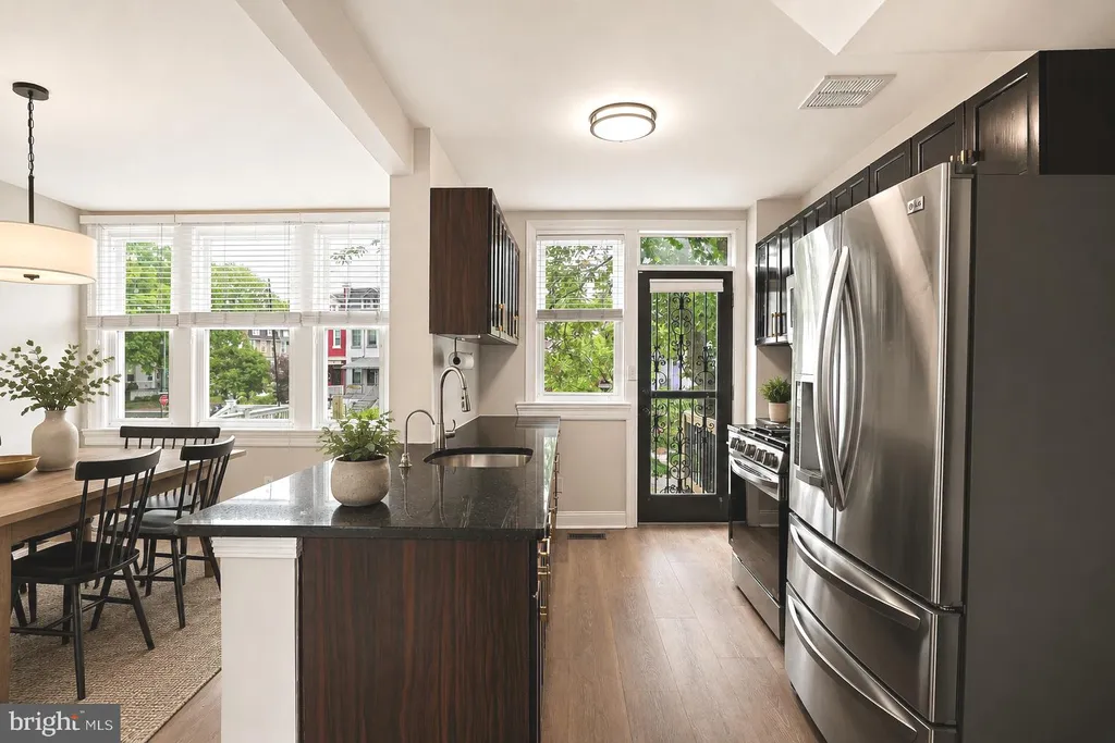 151 Rhode Island Avenue NE, Washington, DC 20002 photo 3