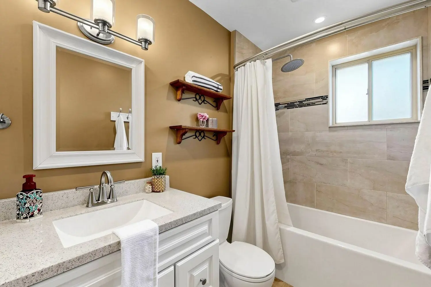 Additional image 13 of 715 Lublin Avenue