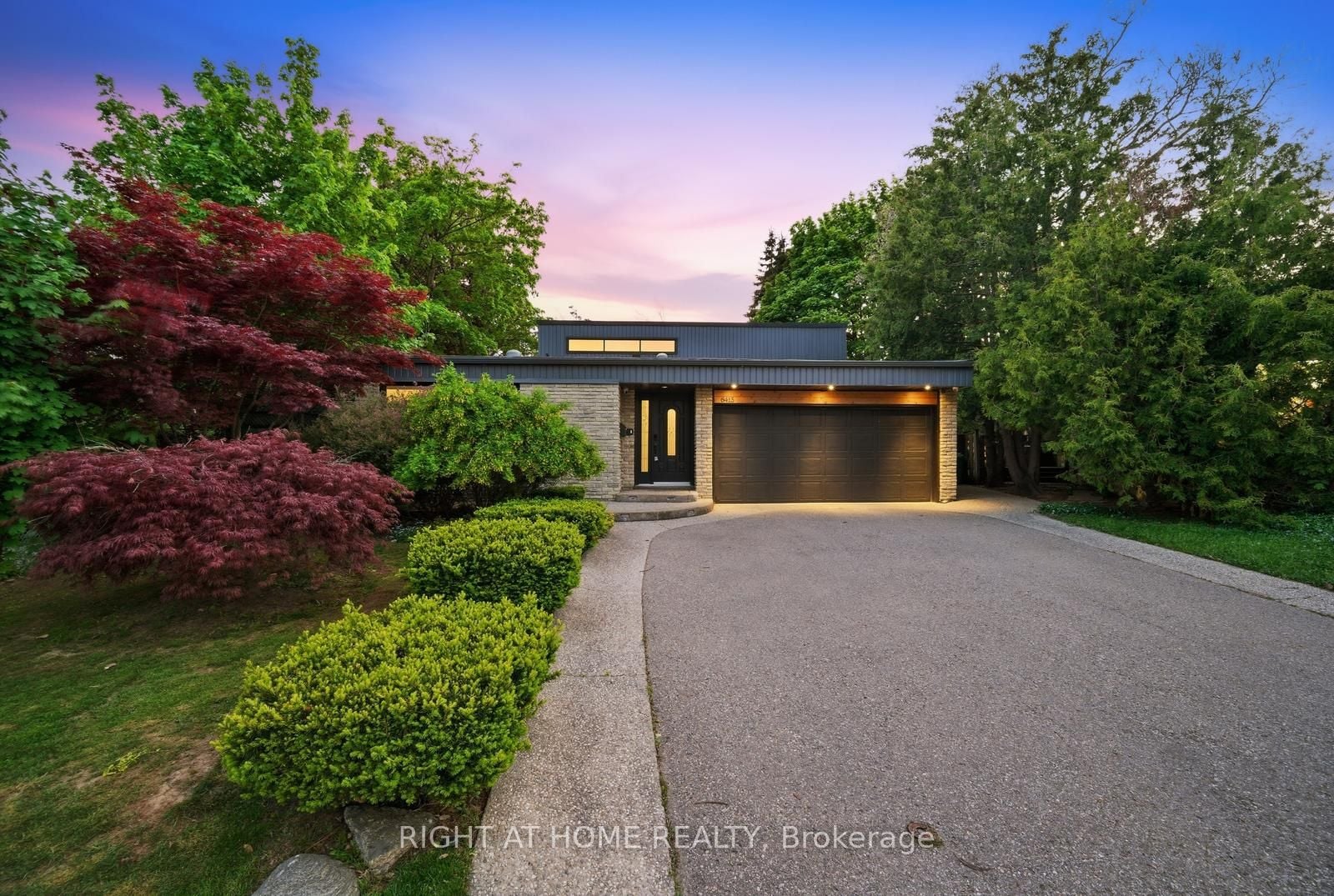 Additional image 2 of 6415 Dunray Court, Mississauga, ON, L5N 1E7