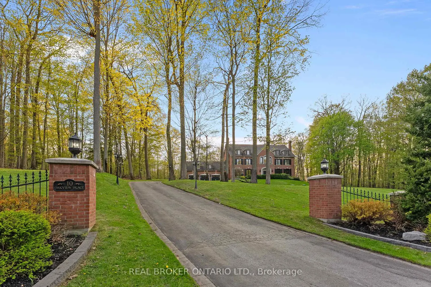 10 Oakview Place
