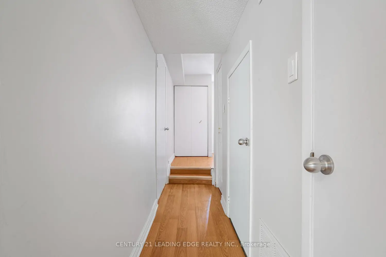 Additional image 3 of 915 Inverhouse Drive 15