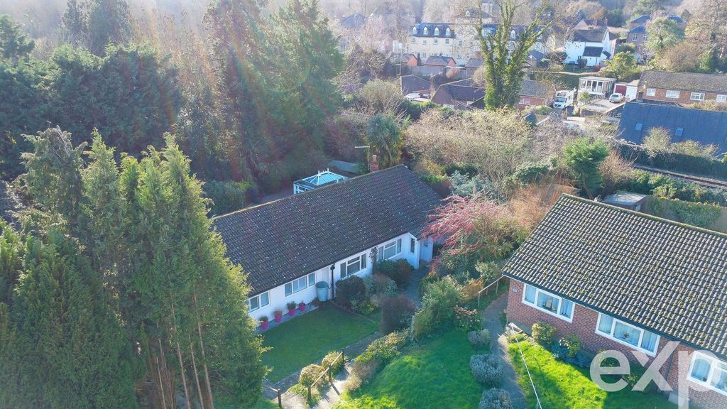 Additional image 5 of 3 bed semi-detached bungalow for salePolice Station Road, West Malling ME19