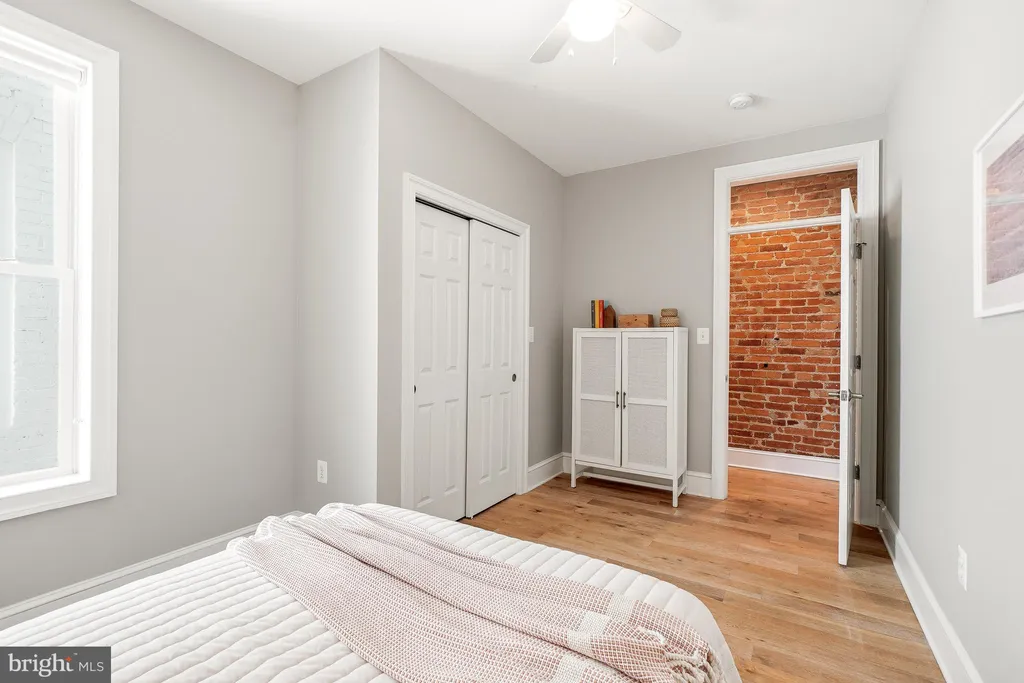 Additional image 32 of 822 11th Street NE, Washington, DC 20002