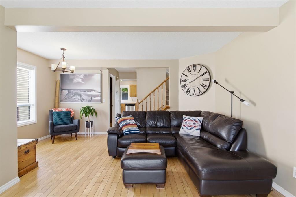 Additional image 5 of 90 Coventry Lane NE, Calgary, AB, T3K4G4