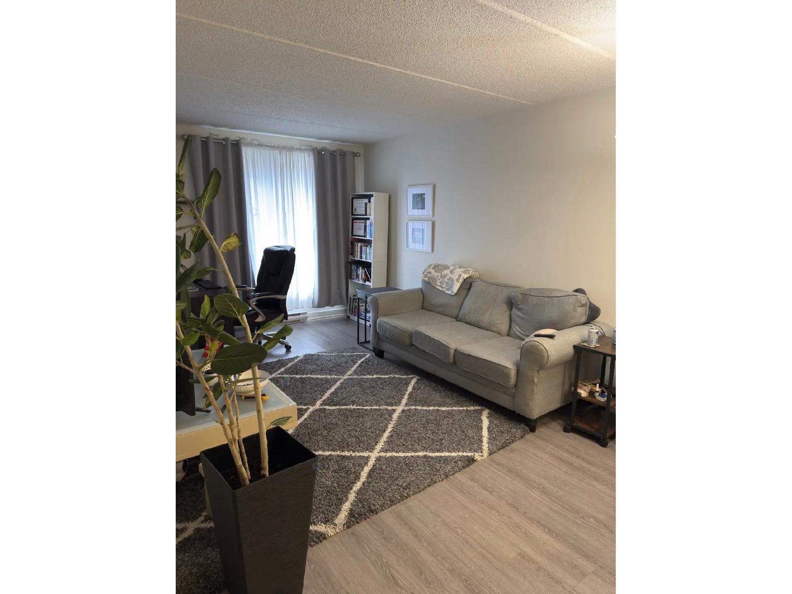 668 Rue de Gaspé