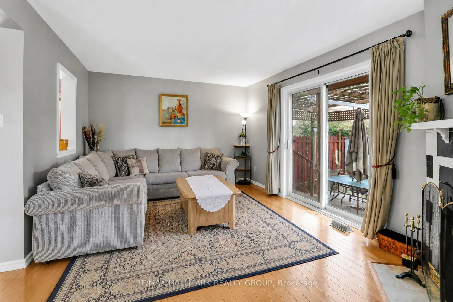 730 Malibu Terrace photo 4