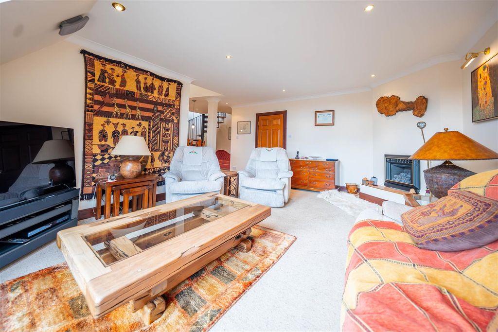 Additional image 41 of 3 bed flat for saleSt. Johns Place, Perth PH1