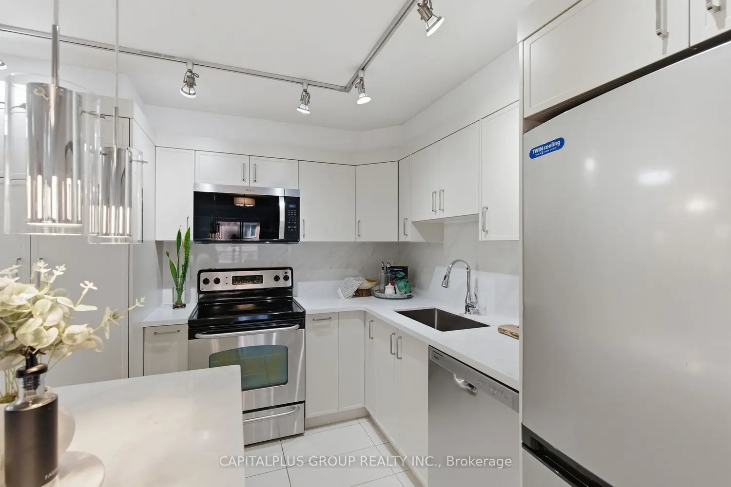 Additional image 9 of 37 Galleria Parkway 318